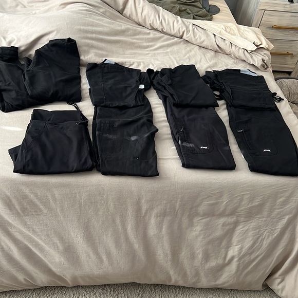 Black Greys Anatomy Scrubs - Picture 2 of 2